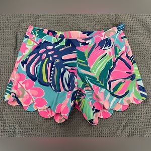 Lilly Pulitzer Shorts - Size 0